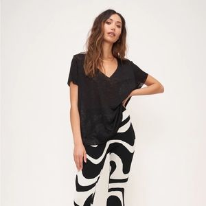 PROJECT SOCIAL T - The Original Textured V Neck Tee Black Size Medium